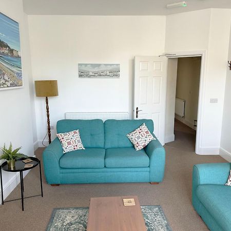 Private Parking, Central Llandudno, King Bed With Ensuite At Clement Lodge Kültér fotó
